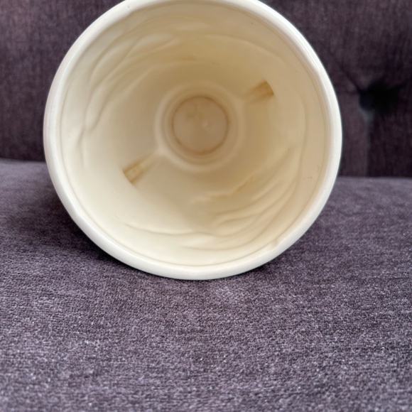 Large Matte White Art Deco Vase - Picture 3 of 5